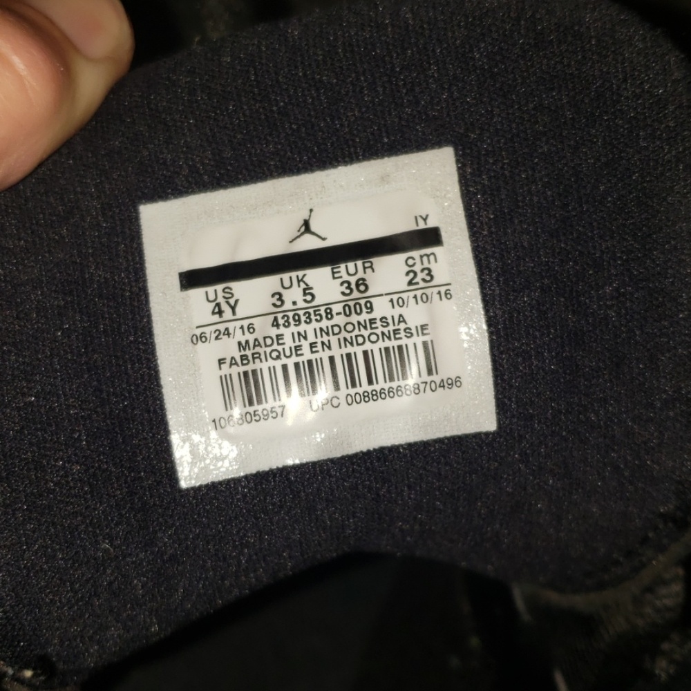 Jordan retro 13s - Picture 2 of 5